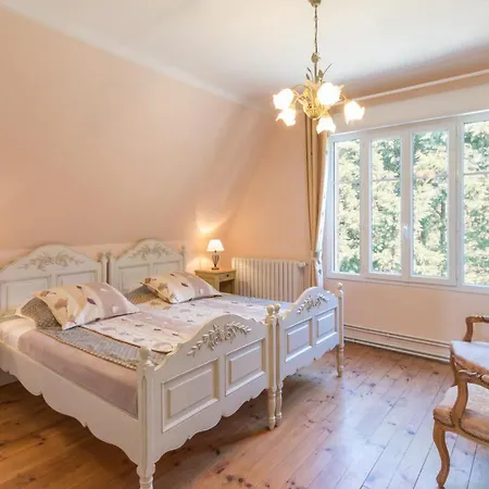 בית הארחה La Des Tilleuls