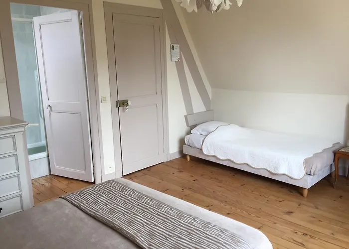 La Des Tilleuls Guest house Cambremer